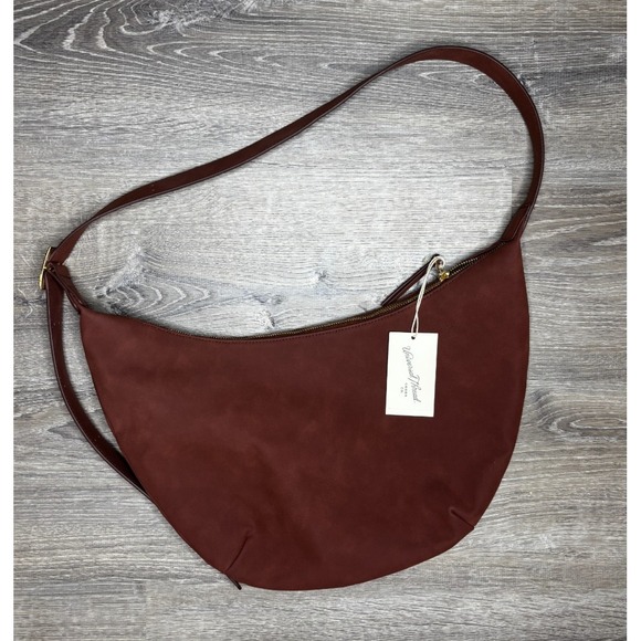 Oversized Crescent Shoulder Bag Purse Brown Gold Hardware‎ Universal Thread New - Picture 2 of 6